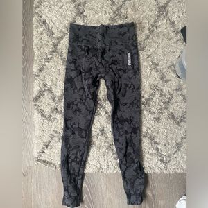 Grey camo leggings